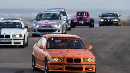 Les grosses cylindrées sont de sortie à Prenois 